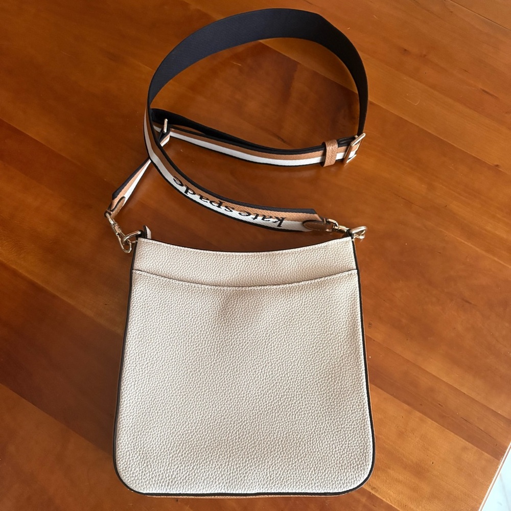 Kate Spade New York Hudson Pebbled, Leather Crossbody Bag - Picture 2 of 7